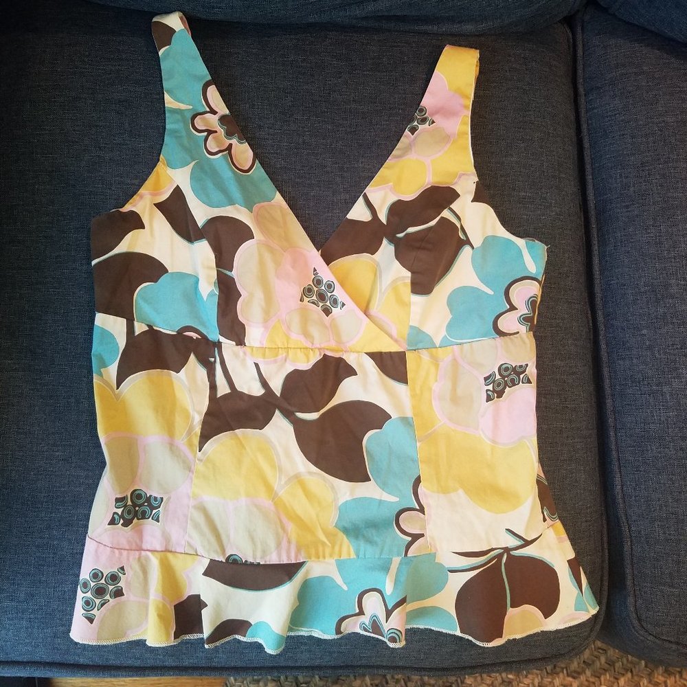 Structured tank